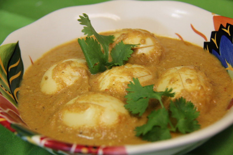 andhra Eggs simmered â€ delicious cashew egg style  recipe kurma gravy a Hyderabadi in