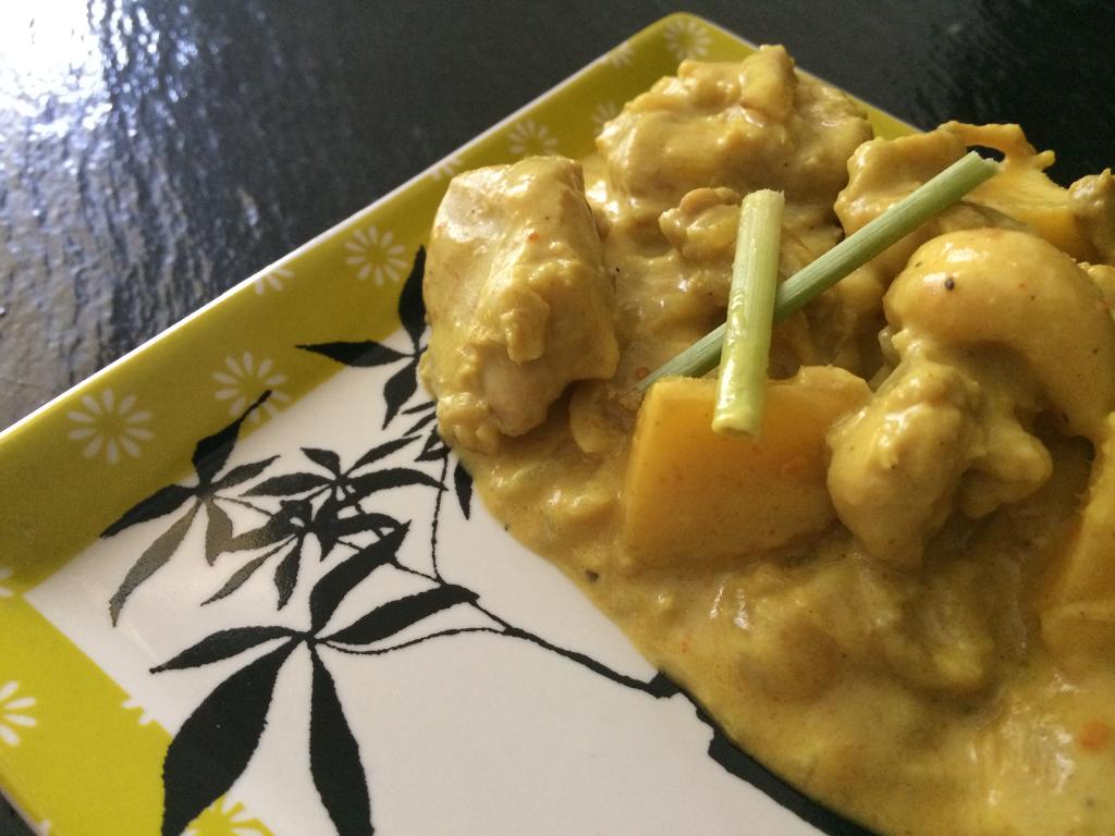 Mango Chicken Curry - BonGong